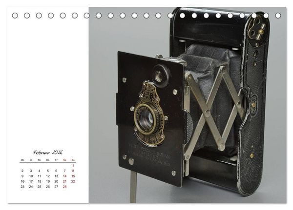 Produktbild: Alte Sch&auml;tze - Kameras und Projektoren (Tischkalender 2026 DIN A5 quer), CALVENDO Monatskalender