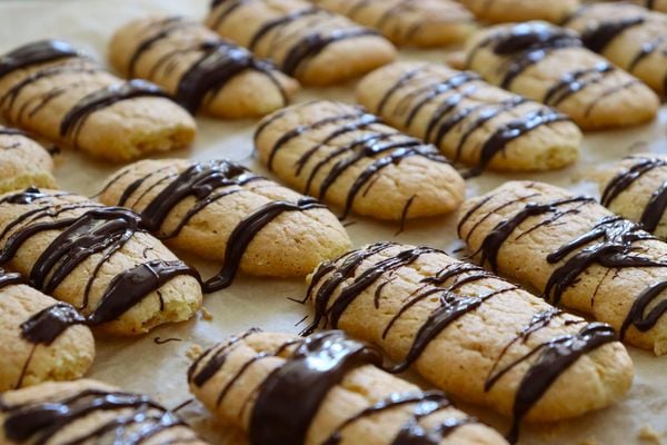 Produktbild: Die W&ouml;lkchenb&auml;ckerei: Gesund mit Brot & Kuchen