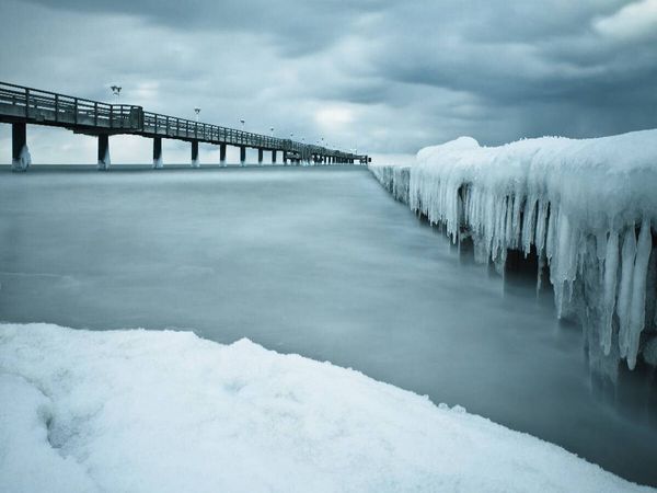 Produktbild: CALVENDO Puzzle Winter an der Ostseek&uuml;ste | 1000 Teile Lege-Gr&ouml;&szlig;e 64x48cm Foto-Puzzle f&uuml;r gl&uuml;ckliche Stunden