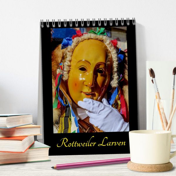 Produktbild: Rottweiler Larven (Tischkalender 2026 DIN A5 hoch), CALVENDO Monatskalender