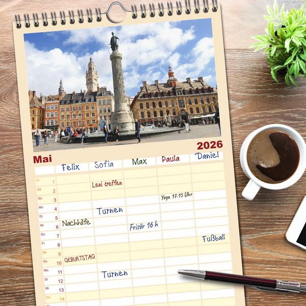 Produktbild: Familienplaner 2026 - Lille - Charmante Metropole in Nordfrankreich mit 5 Spalten (Wandkalender, 21 x 45 cm) CALVENDO