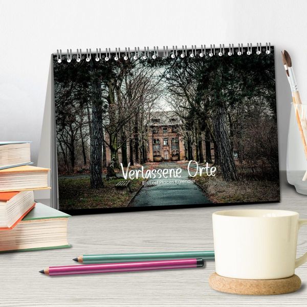 Produktbild: Verlassene Orte - Ein Lost Places Kalender (Tischkalender 2026 DIN A5 quer), CALVENDO Monatskalender