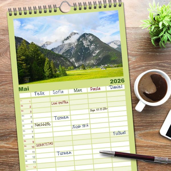 Produktbild: Familienplaner 2026 - Alpenwelten-Zwischen Wetterstein und Karwendel mit 5 Spalten (Wandkalender, 21 x 45 cm) CALVENDO