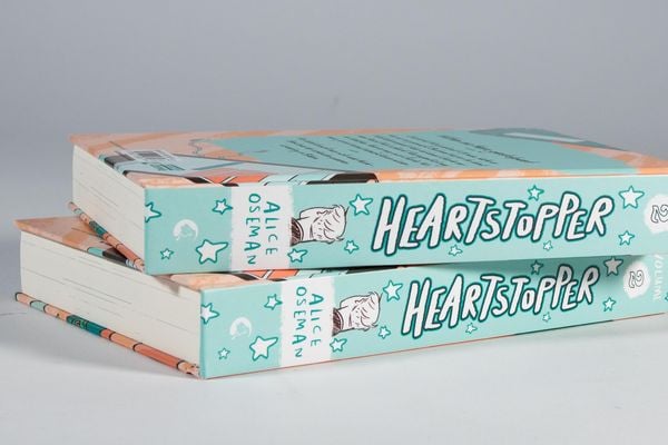 Produktbild: Heartstopper Volume 2 (deutsche Hardcover-Ausgabe)