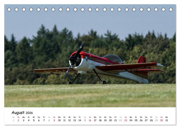 Produktbild: Tollk&uuml;hne Helden der Fliegerei - Modellflugzeuge in Aktion (Tischkalender 2026 DIN A5 quer), CALVENDO Monatskalender