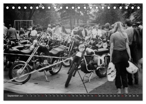 Produktbild: east Rider - Biker und Bikes aus der DDR (Tischkalender 2027 DIN A5 quer), CALVENDO Monatskalender