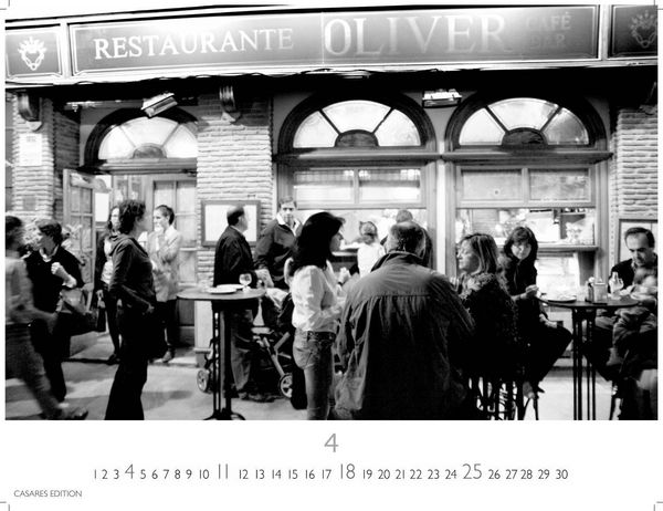 Produktbild: Tapas y Vino Kalender 2027 &ndash; Wandkalender | Fotokalender Spanien 42x55 cm- Fotokunstkalender schwarz-weiss mit Motiven aus Spanischen Bars.