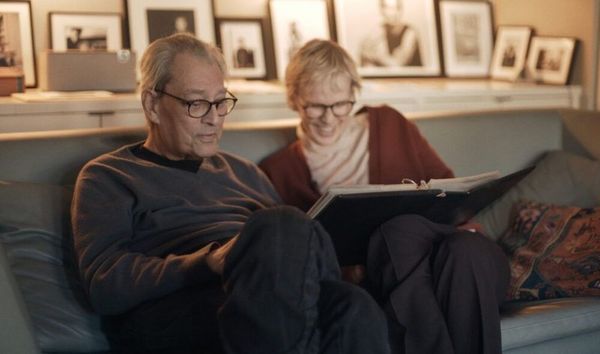 Produktbild: Siri Hustvedt - Dance Around the Self
