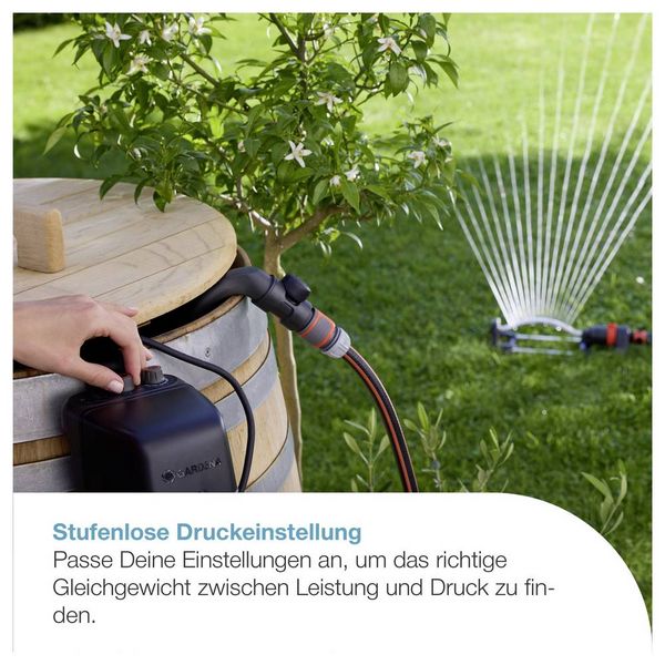 Produktbild: GARDENA Akku-Regenfasspumpe 2400 ComfortAutomatic 18V P4A solo Regenwassernutzungsanlage 2400 l/h 1.8 m