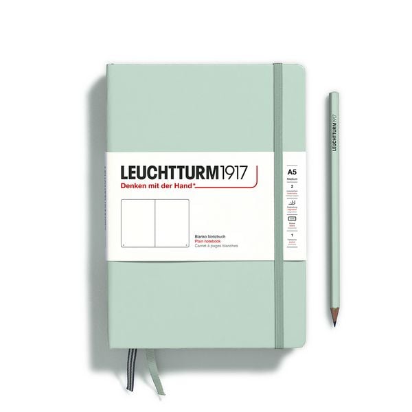 Produktbild: Notizbuch Medium (A5), Hardcover, 251 nummerierte Seiten, Mint Green, blanko