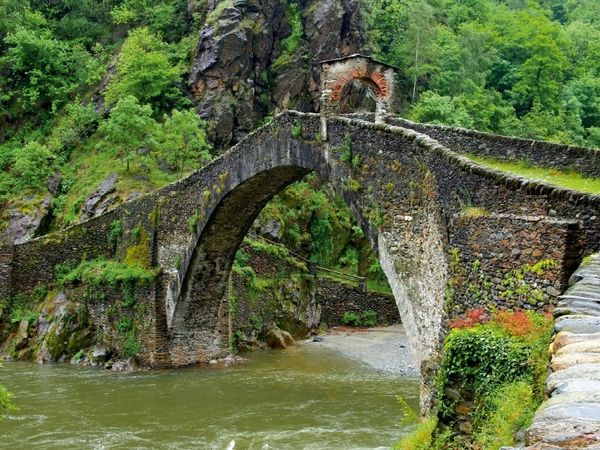 Produktbild: CALVENDO Puzzle Lanzo Torinese | 1000 Teile Lege-Gr&ouml;&szlig;e 64x48cm Foto-Puzzle f&uuml;r gl&uuml;ckliche Stunden