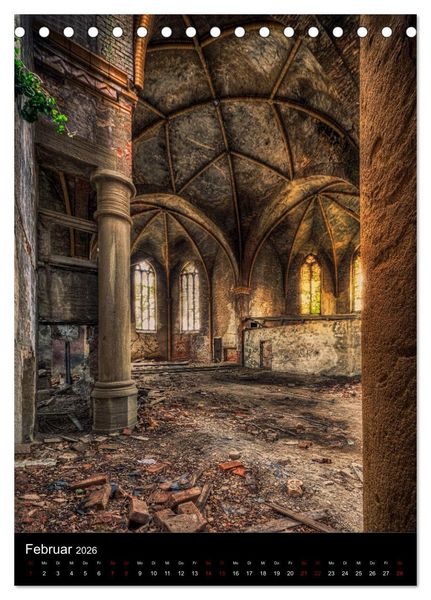 Produktbild: Lost Places - Verlassene Kirchen (Tischkalender 2026 DIN A5 hoch), CALVENDO Monatskalender