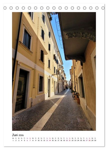 Produktbild: LAKE GARDA DerGardasee: Sirmione und Bardolino (Tischkalender 2026 DIN A5 hoch), CALVENDO Monatskalender
