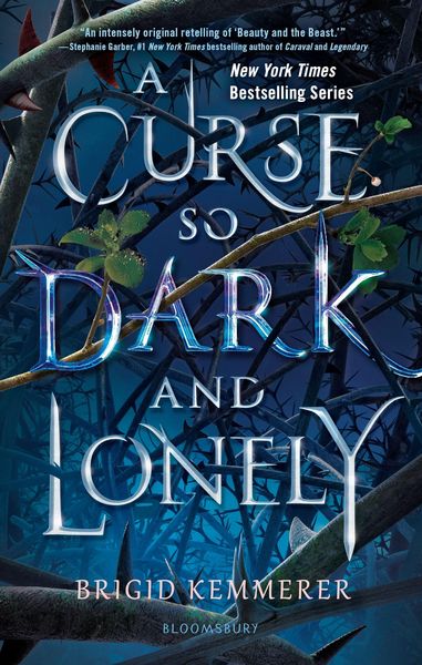 Produktbild: A Curse So Dark and Lonely