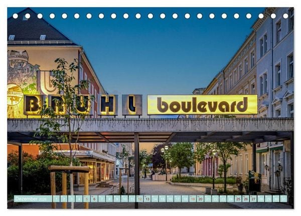 Produktbild: Chemnitz zur blauen Stunde (Tischkalender 2026 DIN A5 quer), CALVENDO Monatskalender