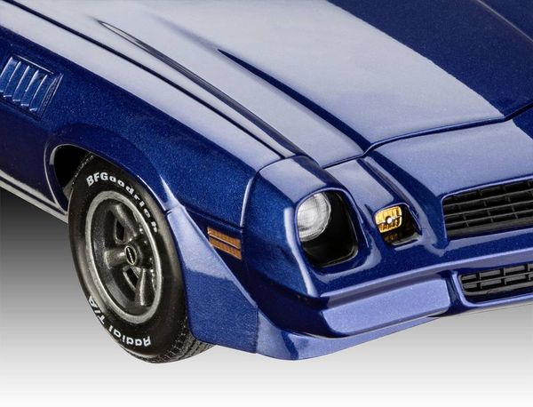 Produktbild: Revell 07728 Stranger Things Billy's Chevy Camaro Z/28 Automodell Bausatz 1:24