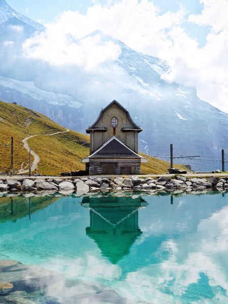 Produktbild: CALVENDO Puzzle Wasserfall Lauterbrunnen | 1000 Teile Lege-Gr&ouml;&szlig;e 64x48cm Foto-Puzzle f&uuml;r gl&uuml;ckliche Stunden