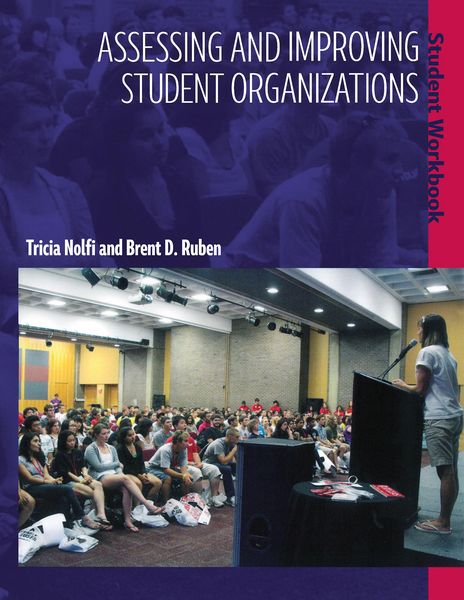 Produktbild: Assessing and Improving Student Organizations