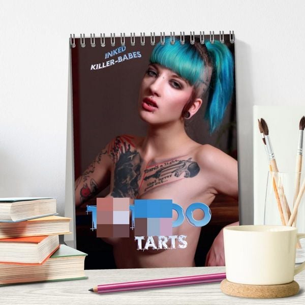 Produktbild: TATTOO TARTS - Inked Killer Babes (Tischkalender 2027 DIN A5 hoch), CALVENDO Monatskalender