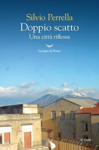 Produktbild: Doppio scatto. Una citt&agrave; riflessa