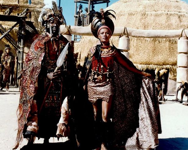 Produktbild: Shaka Zulu - Die Festung / Der komplette 2-Teiler mit Starbesetzung (Pidax Historien-Klassiker)