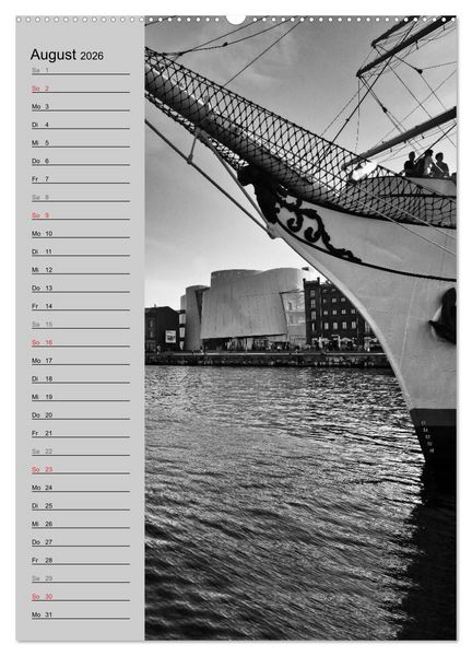 Produktbild: Stralsund. Ein Hauch l&auml;ngst vergangener Zeiten (Wandkalender 2026 DIN A2 hoch), CALVENDO Monatskalender