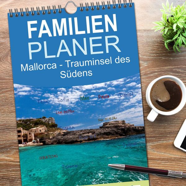 Produktbild: Familienplaner 2026 - Mallorca - Trauminsel des S&uuml;dens mit 5 Spalten (Wandkalender, 21 x 45 cm) CALVENDO