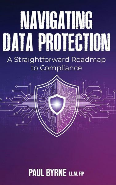 Produktbild: Navigating Data Protection