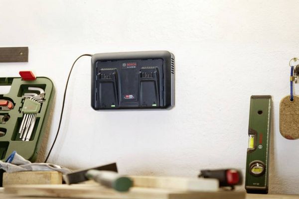 Produktbild: Bosch Home and Garden 1600A03607 Schnellladeger&auml;t 1600A03607