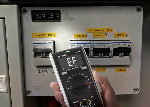 Produktbild: VOLTCRAFT VC131 Hand-Multimeter digital CAT III 600V Anzeige (Counts): 2000