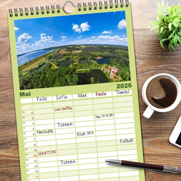 Produktbild: Familienplaner 2026 - Meine Heimat von oben ... Luftaufnahmen vom Fr&auml;nkischen Seenland mit 5 Spalten (Wandkalender, 21 x 45 cm) CALVENDO