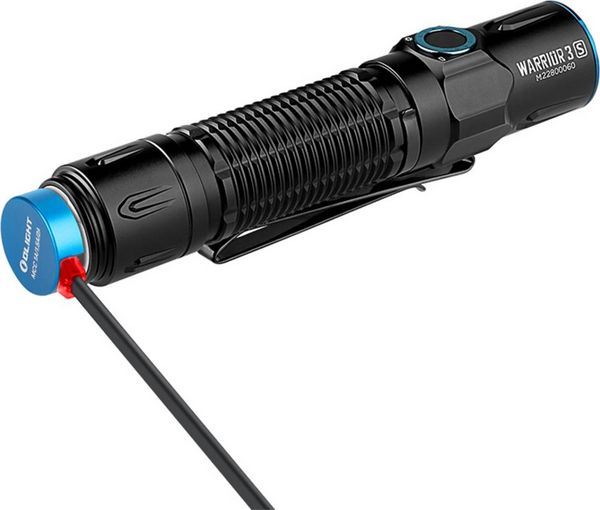 Produktbild: OLight Warrior 3S Warrior 3S LED Taschenlampe mit Holster, mit G&uuml;rtelclip akkubetrieben 2300 lm 176 g