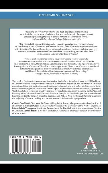 Produktbild: Central Banking at a Crossroads