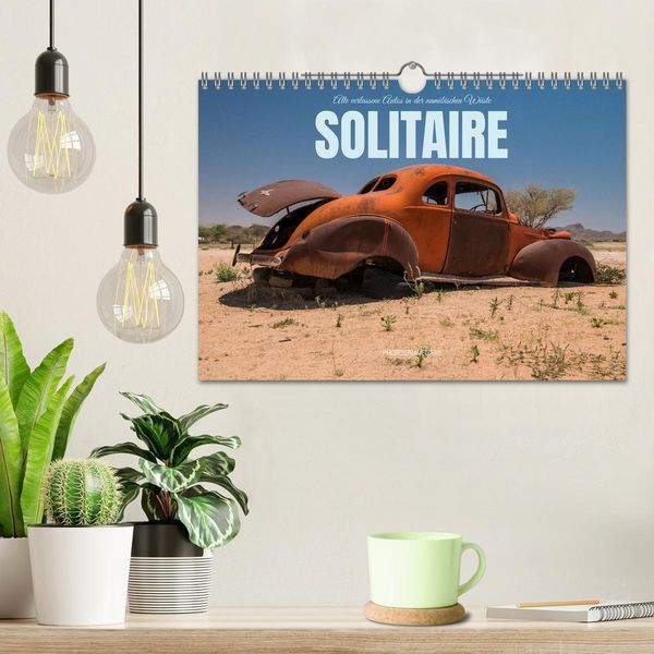 Produktbild: Solitaire Alte verlassene Autos in der namibischen W&uuml;ste (Wandkalender 2026 DIN A4 quer), CALVENDO Monatskalender