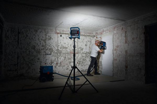 Produktbild: Bosch Professional GLI18V-5000 Akku-LED-Arbeitsleuchte 06019P5100
