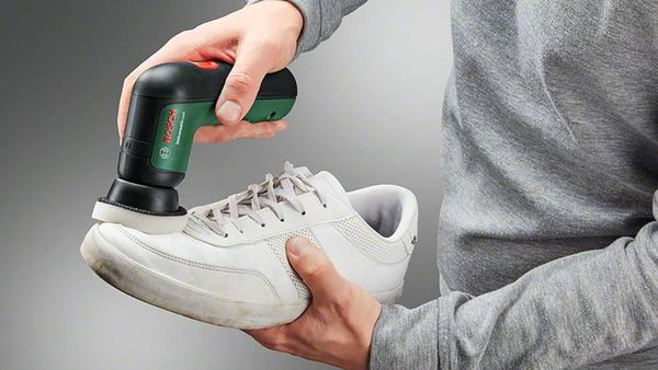 Produktbild: Bosch Home and Garden 06033E0002 UniversalBrush Set Akku-Multi-Reiniger