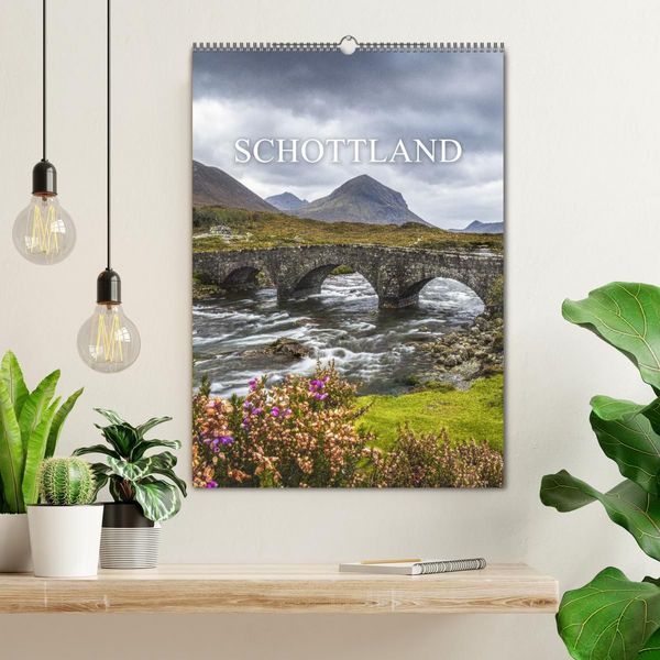 Produktbild: Schottland - Isle of Skye & Umgebung (Wandkalender 2027 DIN A2 hoch), CALVENDO Monatskalender