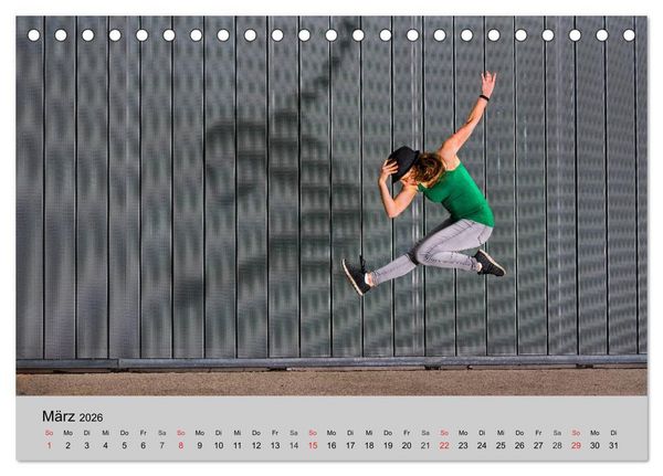 Produktbild: Momente des Sport (Tischkalender 2026 DIN A5 quer), CALVENDO Monatskalender