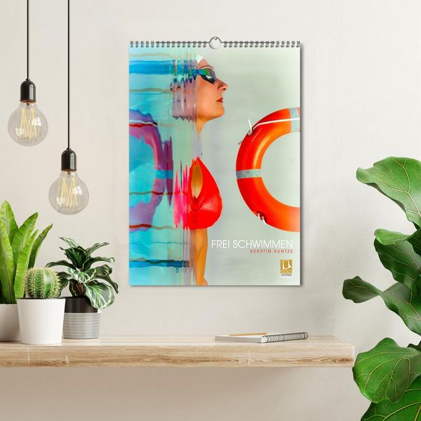 Produktbild: FREI SCHWIMMEN (Wandkalender 2027 DIN A3 hoch), CALVENDO Monatskalender
