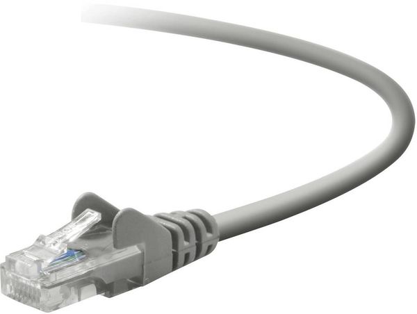 BELKIN CAT5e snagless UTP Patchkabel, RJ 45 Stecker-Stecker, 15m, grau