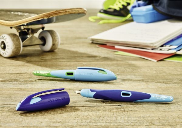 Produktbild: STABILO Ergonomischer Schulf&uuml;ller STABILO&reg; EASYbirdy&reg;, Feder M