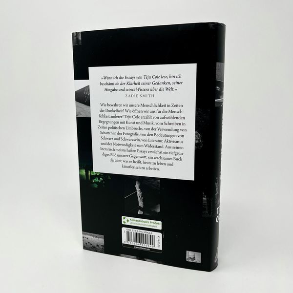 Produktbild: Black Paper