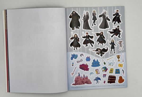 Produktbild: Aus den Filmen zu Harry Potter: Das offizielle Stickerbuch