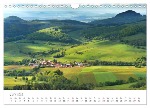 Dörfer in schöner Landschaft (Wandkalender 2025 DIN A4 quer), CALVENDO Monatskalender