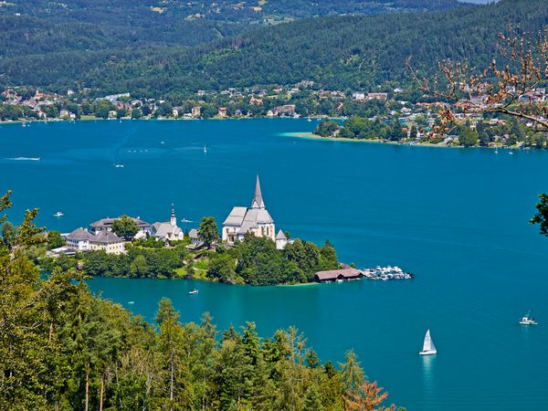 Produktbild: CALVENDO Puzzle Maria W&ouml;rth | 1000 Teile Lege-Gr&ouml;&szlig;e 64x48cm Foto-Puzzle f&uuml;r gl&uuml;ckliche Stunden