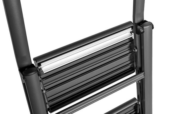 Produktbild: Alu-Klapptrittleiter Compact 2-stufig Schwarz, leichte & rutschfeste Haushaltsleiter,