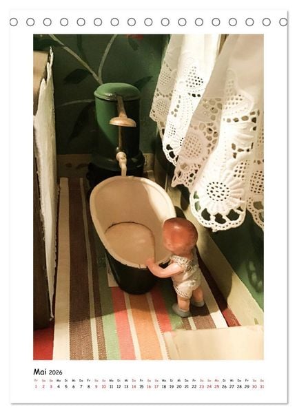 Produktbild: Alte Puppenzimmer (Tischkalender 2026 DIN A5 hoch), CALVENDO Monatskalender