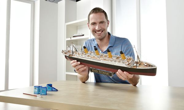Produktbild: Revell Geschenkset: 100 Jahre Titanic, Ma&szlig;stab 1:400