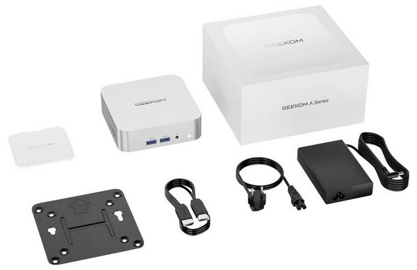 Produktbild: GEEKOM Mini PC A8 AMD Ryzen 7 8745HS 5.1 GHz 16 GB RAM 1 TB SSD AMD Radeon&trade; 610M Win 11 Pro A8-2