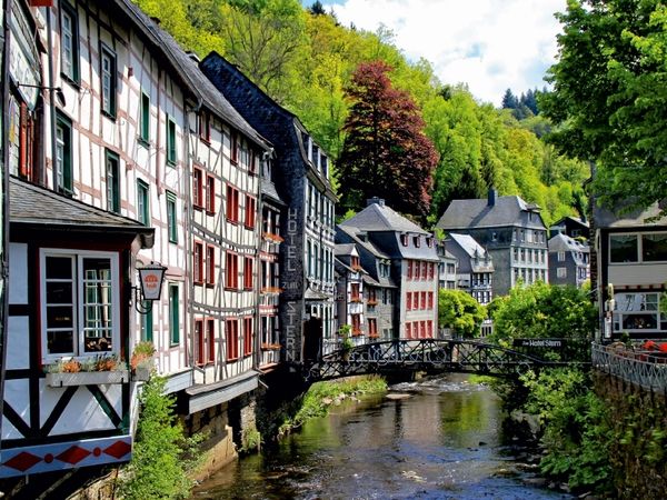 Produktbild: CALVENDO Puzzle Monschau | 1000 Teile Lege-Gr&ouml;&szlig;e 64x48cm Foto-Puzzle f&uuml;r gl&uuml;ckliche Stunden